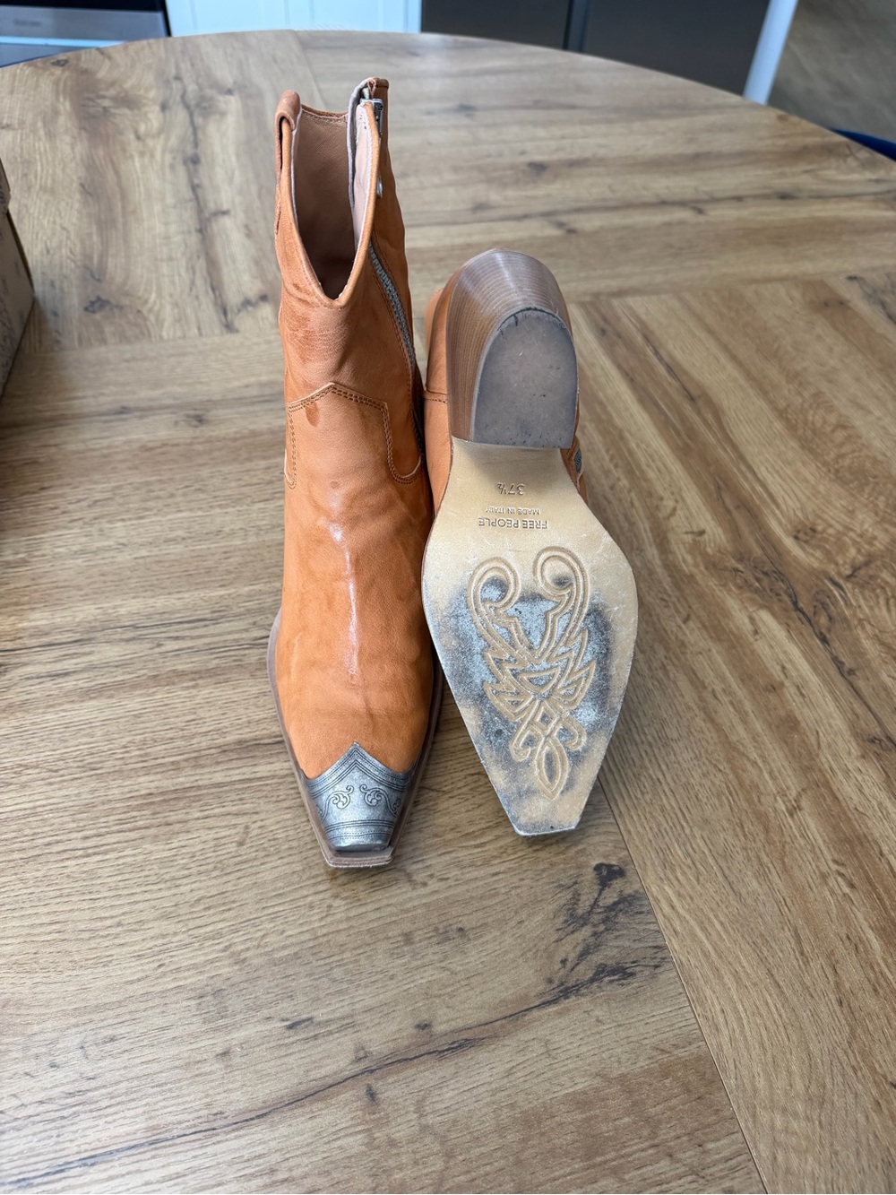 Free People Brayden Western Cowboy Ankle Boots Tan Leather Metal Toe 37.5 7.5 - Picture 3 of 6